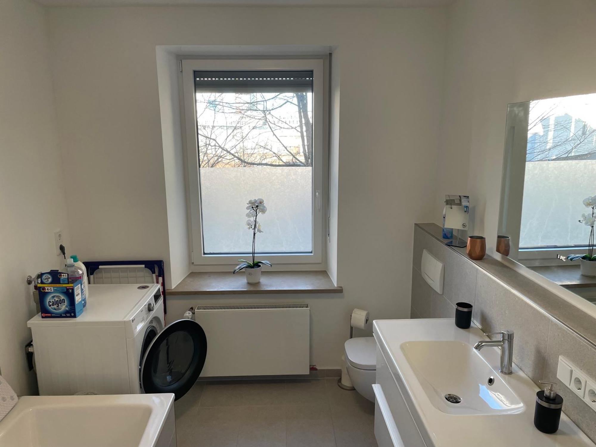Grosse Wohnung In Westend Munich Extérieur photo