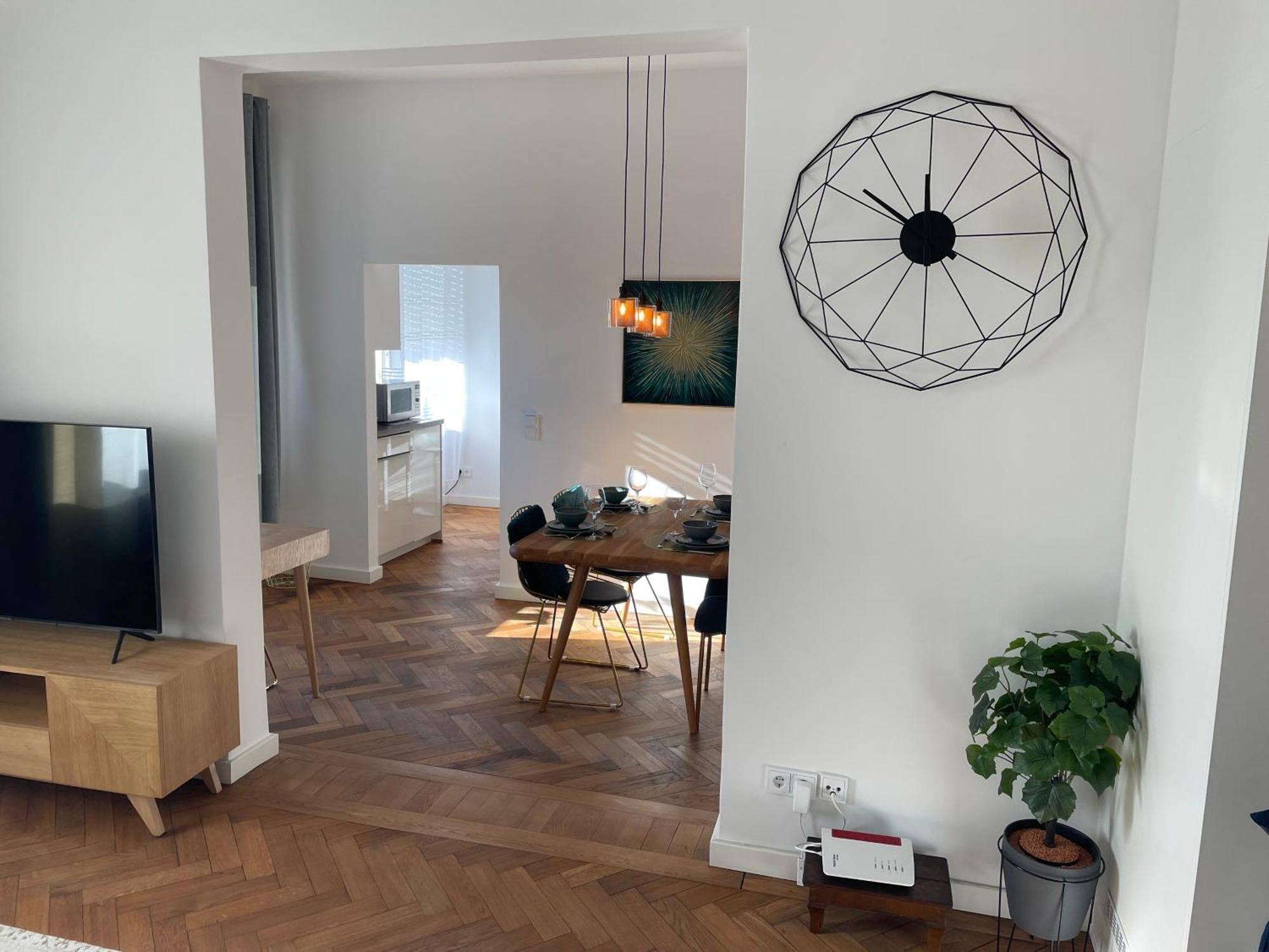 Grosse Wohnung In Westend Munich Extérieur photo
